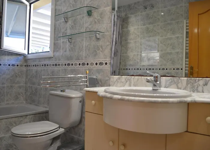 R88 Casa Alegre Вилла