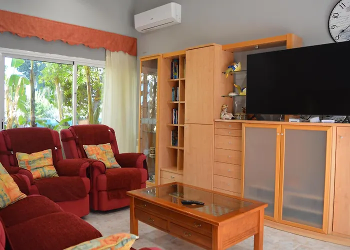 R88 Casa Alegre Вилла *