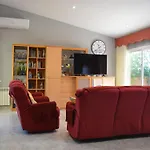 R88 Casa Alegre Vila