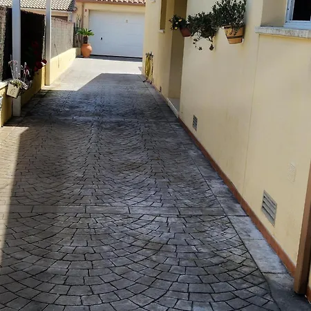 R88 Casa Alegre Villa