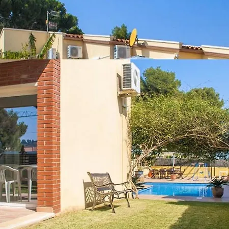 R88 Casa Alegre Villa *